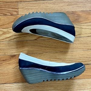 Fly London Yoko Wedge Size 38